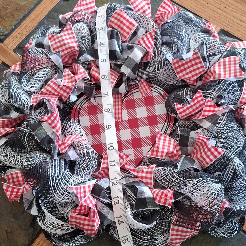 Red & Black Checkered Valentine's Day Wreath